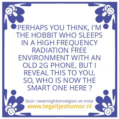 Tegeltje: SOME HUMANS ARE DEVOLVING.
